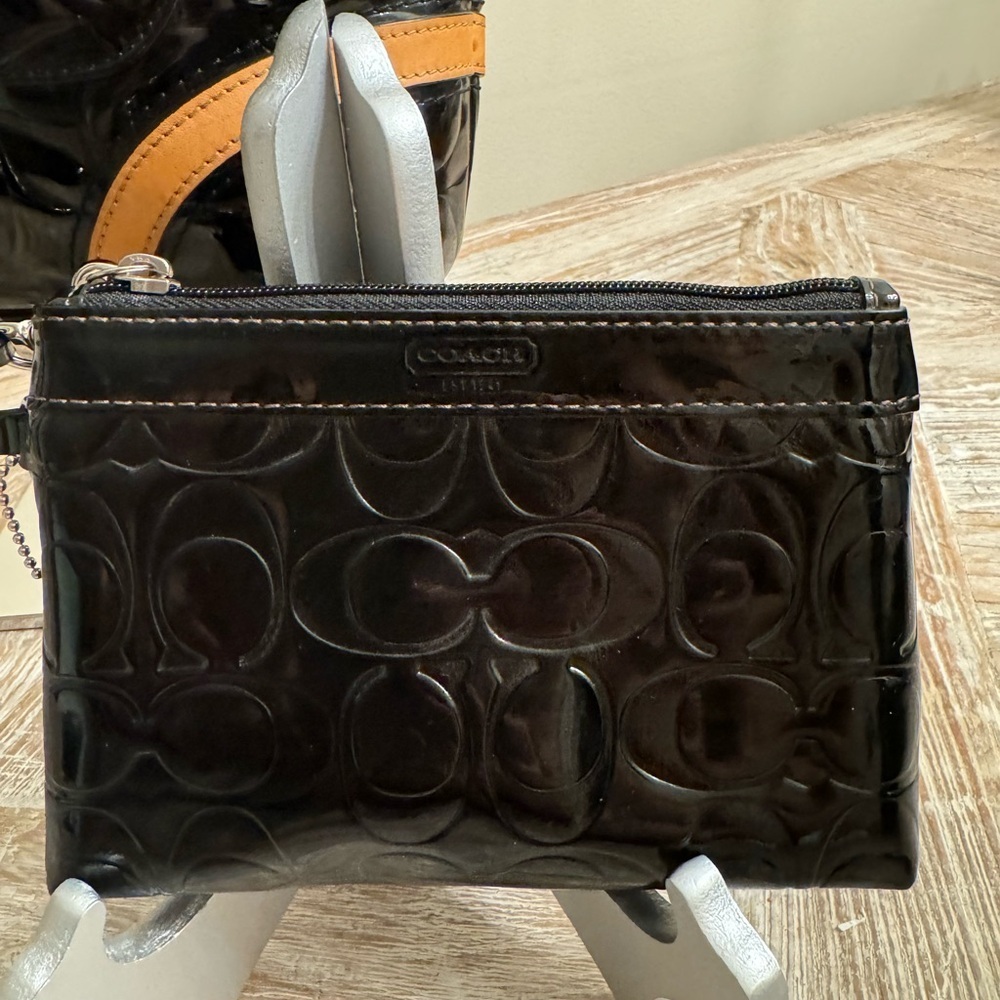 Coach Patent Set - Picture 14 of 16